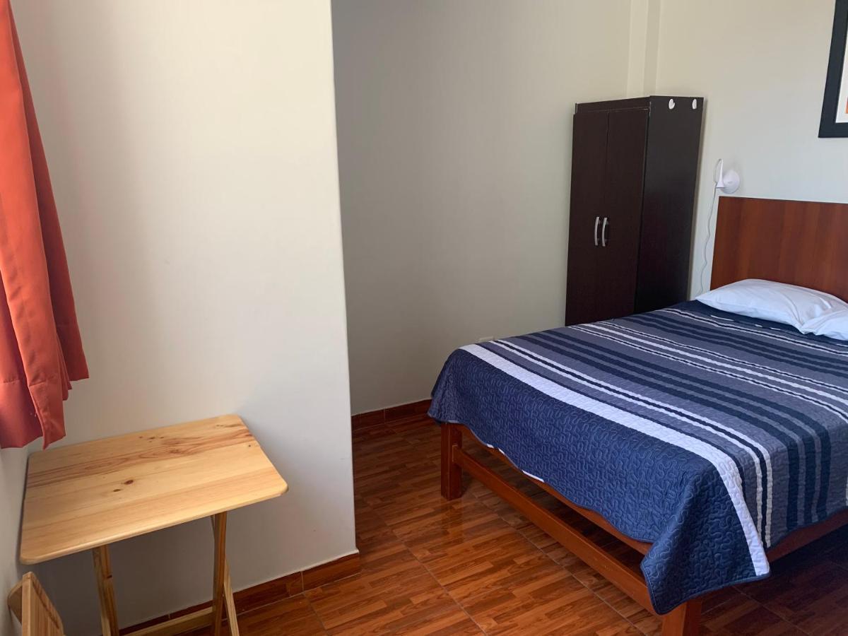 Hospedaje Las Mercedes Ica Eksteriør billede